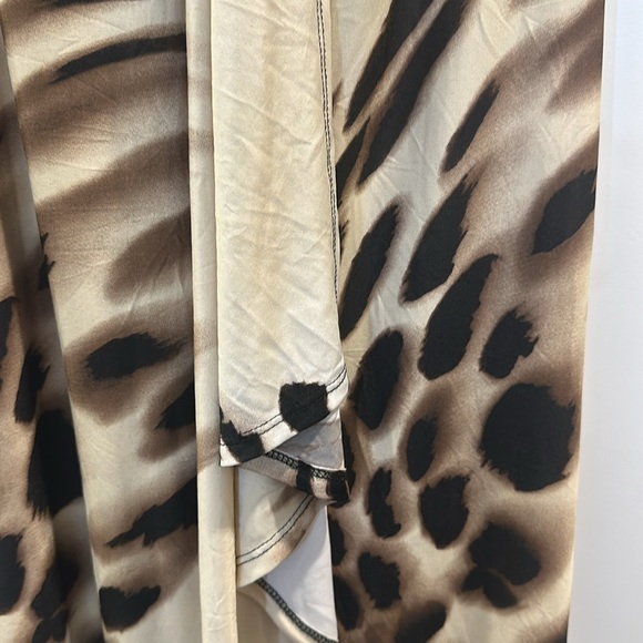 Cheetah Print Scoop Dress - Picture 2 of 4